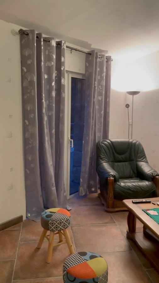 Les Meublés de Lassou Gîte Lombers Esterno foto